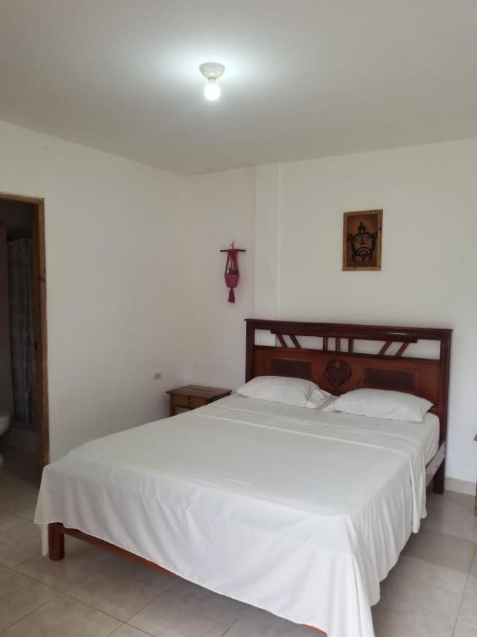 Montanita Garden Hostal Екстер'єр фото