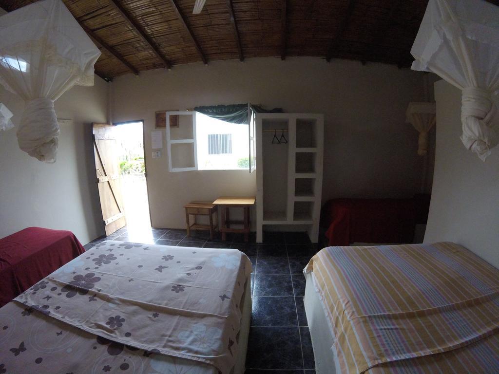 Montanita Garden Hostal Екстер'єр фото